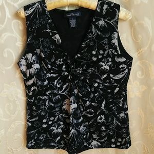 Evan Picone top- no rips or stains, beautiful 🦋